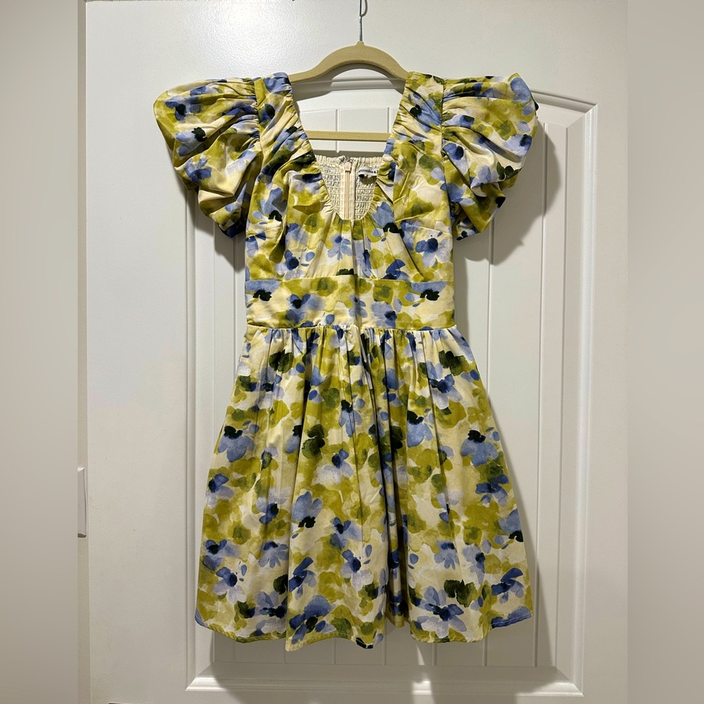 Abercrombie Puff Sleeve Flirty Skort size XS-petite